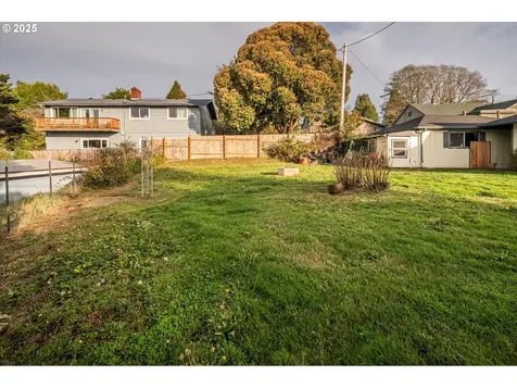 93581 Bay Park Lane Coos Bay OR 97420