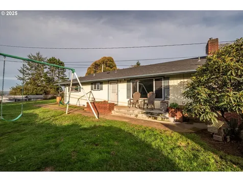 93581 Bay Park Lane Coos Bay OR 97420