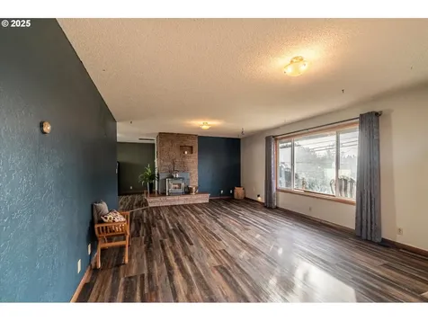 93581 Bay Park Lane Coos Bay OR 97420