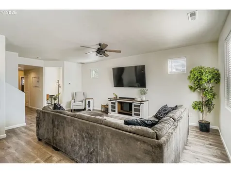 900 Bear Creek Drive Molalla OR 97038