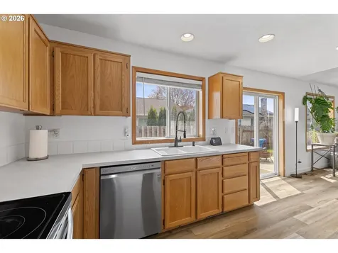 708 Bell Street Dayton OR 97114