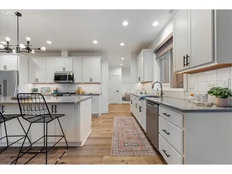 14249 Holcomb Boulevard Oregon City OR 97045