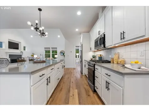 14249 Holcomb Boulevard Oregon City OR 97045
