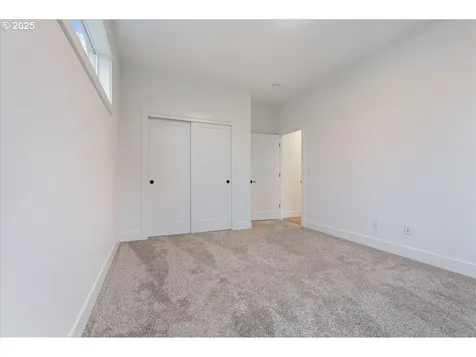 14249 Holcomb Boulevard Oregon City OR 97045