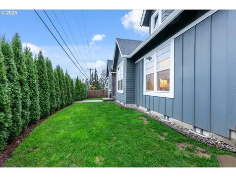 14249 Holcomb Boulevard Oregon City OR 97045