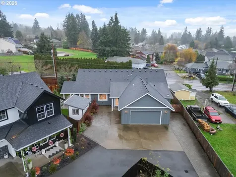 14249 Holcomb Boulevard Oregon City OR 97045