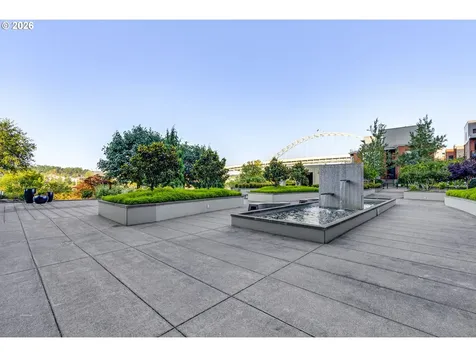 1830 NW Riverscape Street Portland OR 97209