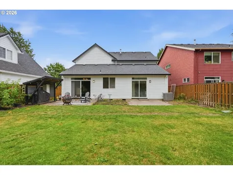2164 N Legacy Drive Newberg OR 97132