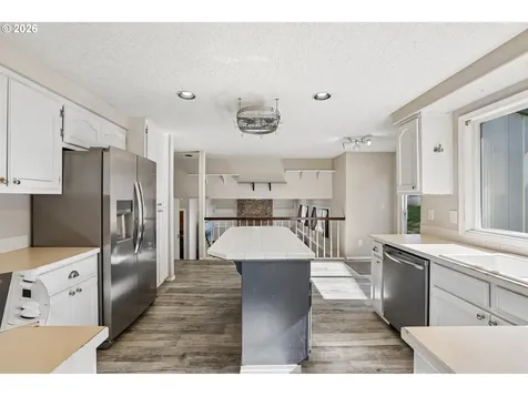 22240 SW Martinazzi Avenue Tualatin OR 97062