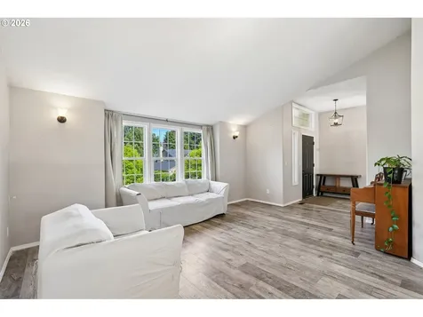 22240 SW Martinazzi Avenue Tualatin OR 97062