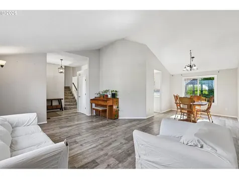 22240 SW Martinazzi Avenue Tualatin OR 97062