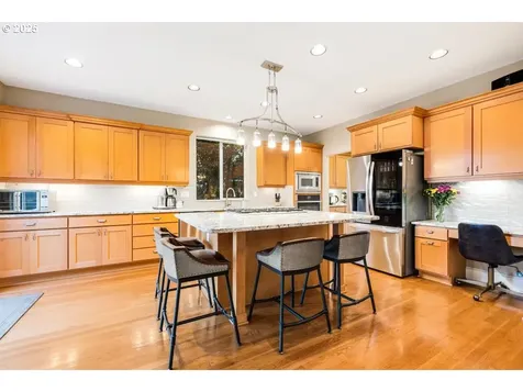 11065 SW Oneida Street Tualatin OR 97062