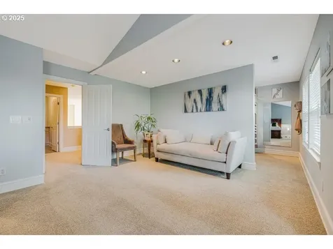 11065 SW Oneida Street Tualatin OR 97062