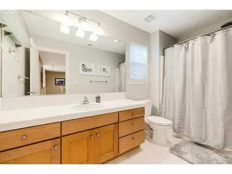 11065 SW Oneida Street Tualatin OR 97062