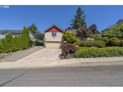 1823 Berndt Hill Drive S Salem OR 97302