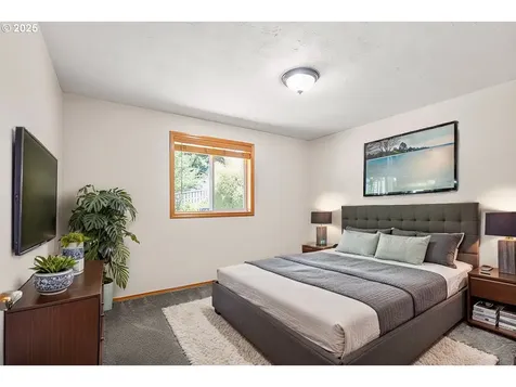 1823 Berndt Hill Drive S Salem OR 97302