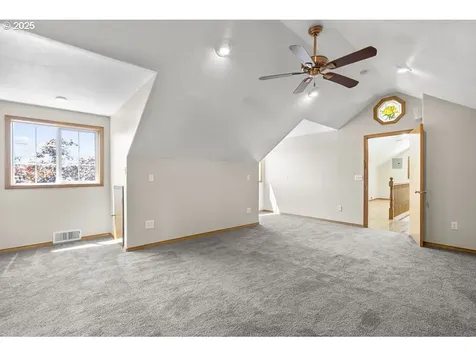 1823 Berndt Hill Drive S Salem OR 97302
