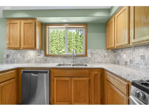 1823 Berndt Hill Drive S Salem OR 97302