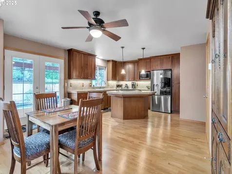 1931 NW Woodland Drive Mcminnville OR 97128