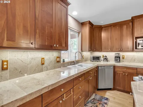 1931 NW Woodland Drive Mcminnville OR 97128