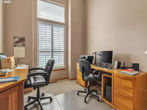 1931 NW Woodland Drive Mcminnville OR 97128