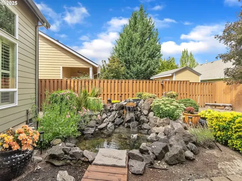 1931 NW Woodland Drive Mcminnville OR 97128