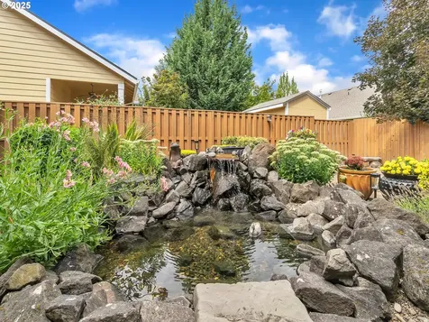 1931 NW Woodland Drive Mcminnville OR 97128