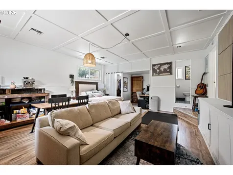 1255 E 30th Avenue Eugene OR 97405