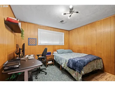 1255 E 30th Avenue Eugene OR 97405