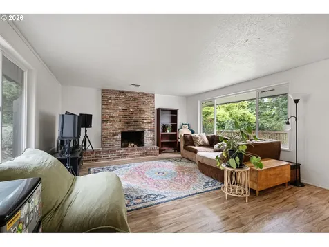 1255 E 30th Avenue Eugene OR 97405