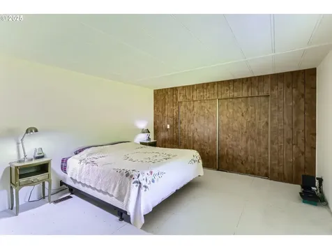 8642 NE Parrett Mountain Road Newberg OR 97132