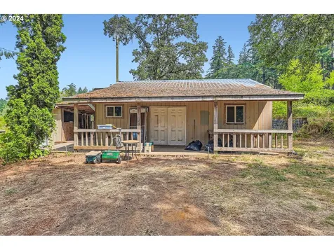 8642 NE Parrett Mountain Road Newberg OR 97132