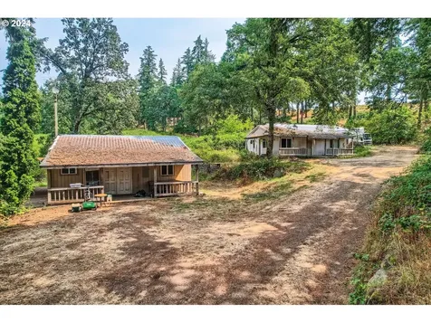 8642 NE Parrett Mountain Road Newberg OR 97132