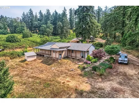 8642 NE Parrett Mountain Road Newberg OR 97132