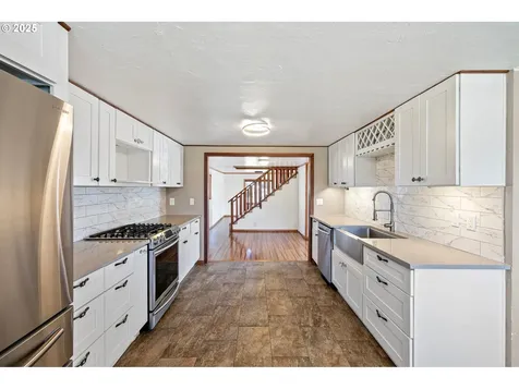1236 Tyler Avenue Cottage Grove OR 97424