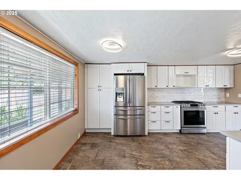 1236 Tyler Avenue Cottage Grove OR 97424