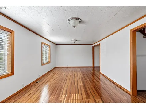 1236 Tyler Avenue Cottage Grove OR 97424