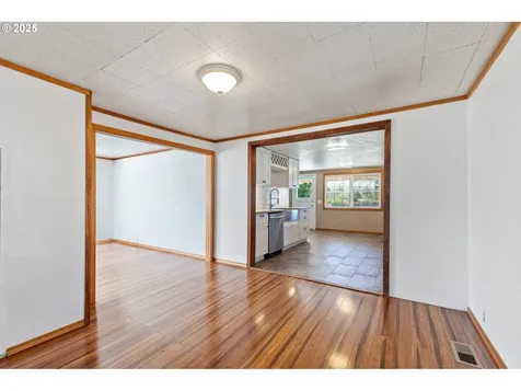 1236 Tyler Avenue Cottage Grove OR 97424