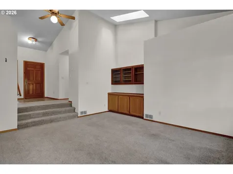 87843 Sandrift Street Florence OR 97439
