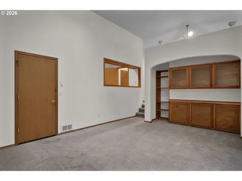 87843 Sandrift Street Florence OR 97439