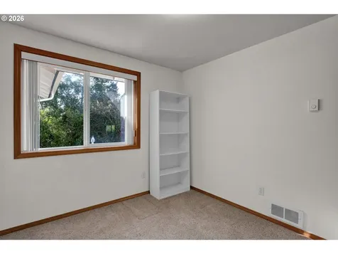 87843 Sandrift Street Florence OR 97439