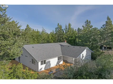 87843 Sandrift Street Florence OR 97439