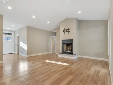 37027 Danner Ridge Lane Astoria OR 97103