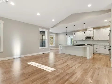 37027 Danner Ridge Lane Astoria OR 97103