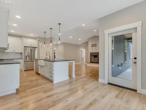 37027 Danner Ridge Lane Astoria OR 97103