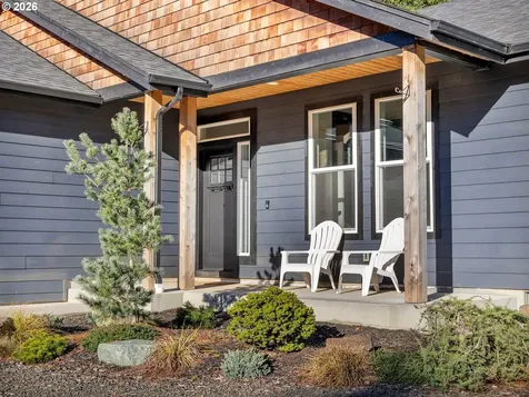 37027 Danner Ridge Lane Astoria OR 97103