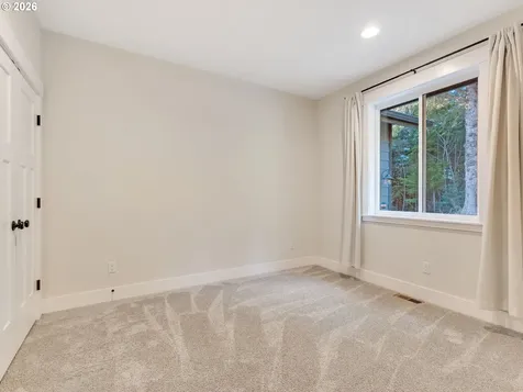 37027 Danner Ridge Lane Astoria OR 97103
