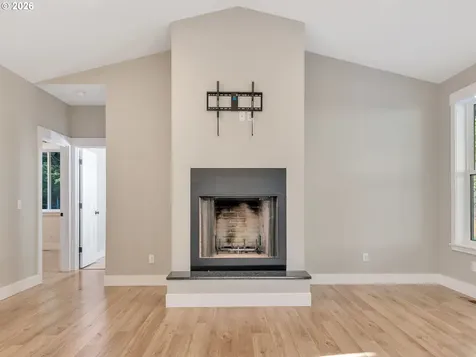 37027 Danner Ridge Lane Astoria OR 97103