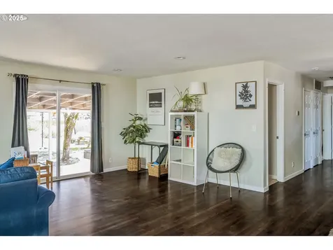 1156 SE 148th Avenue Portland OR 97233