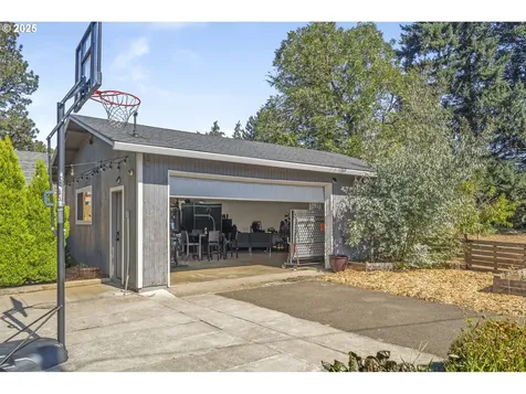 1156 SE 148th Avenue Portland OR 97233